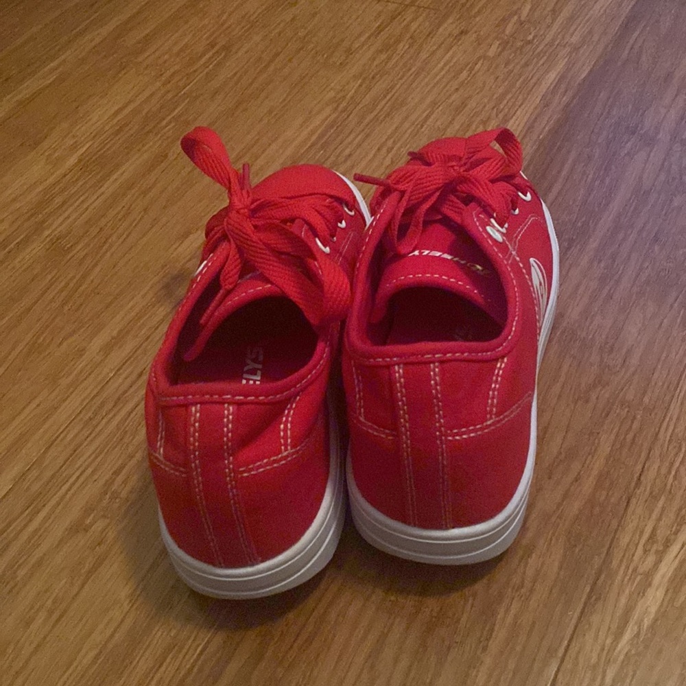 Red Heelys - Picture 2 of 7